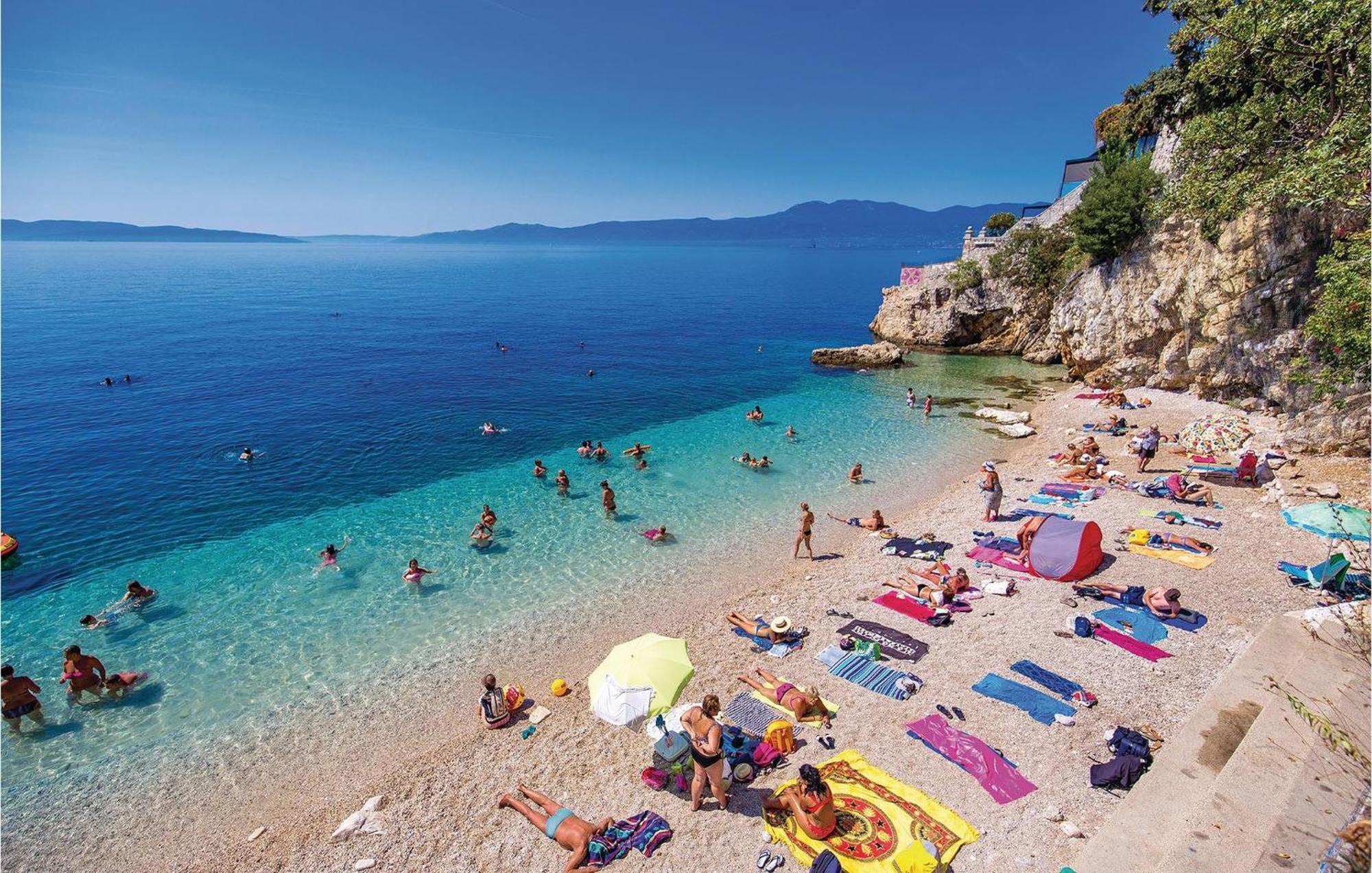 Lovely Apartment In Rijeka With House Sea View Bagian luar foto